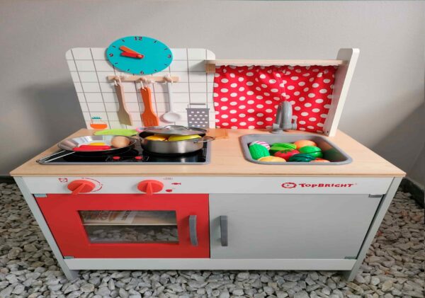 COCINA ROJA  70.000 +56935593480